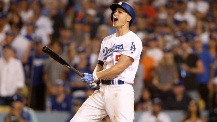 Report: Yankees, Dodgers interested in Corey Seager