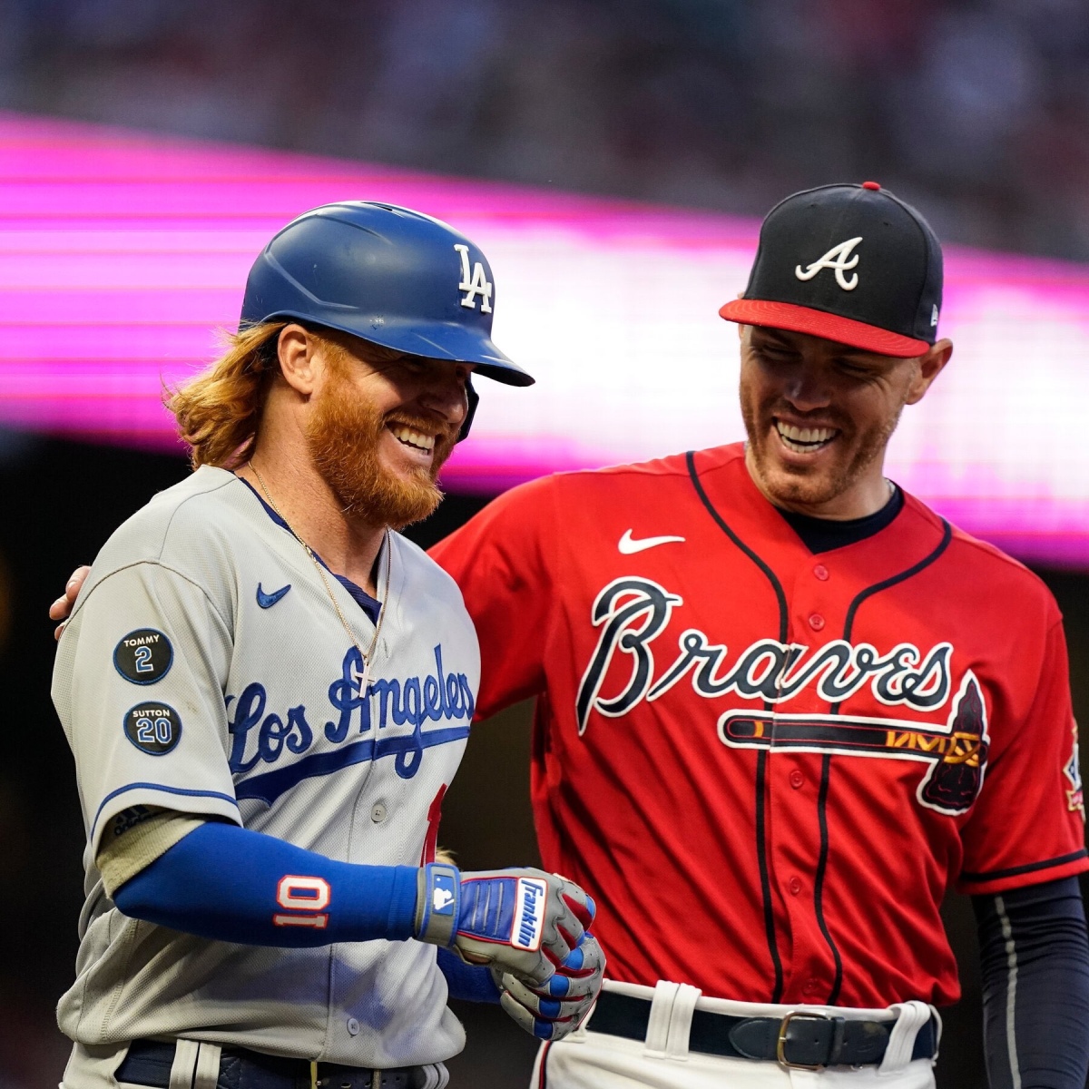 Freddie Freeman and Los Angeles Dodgers agree to $162 million, 6-year  contract